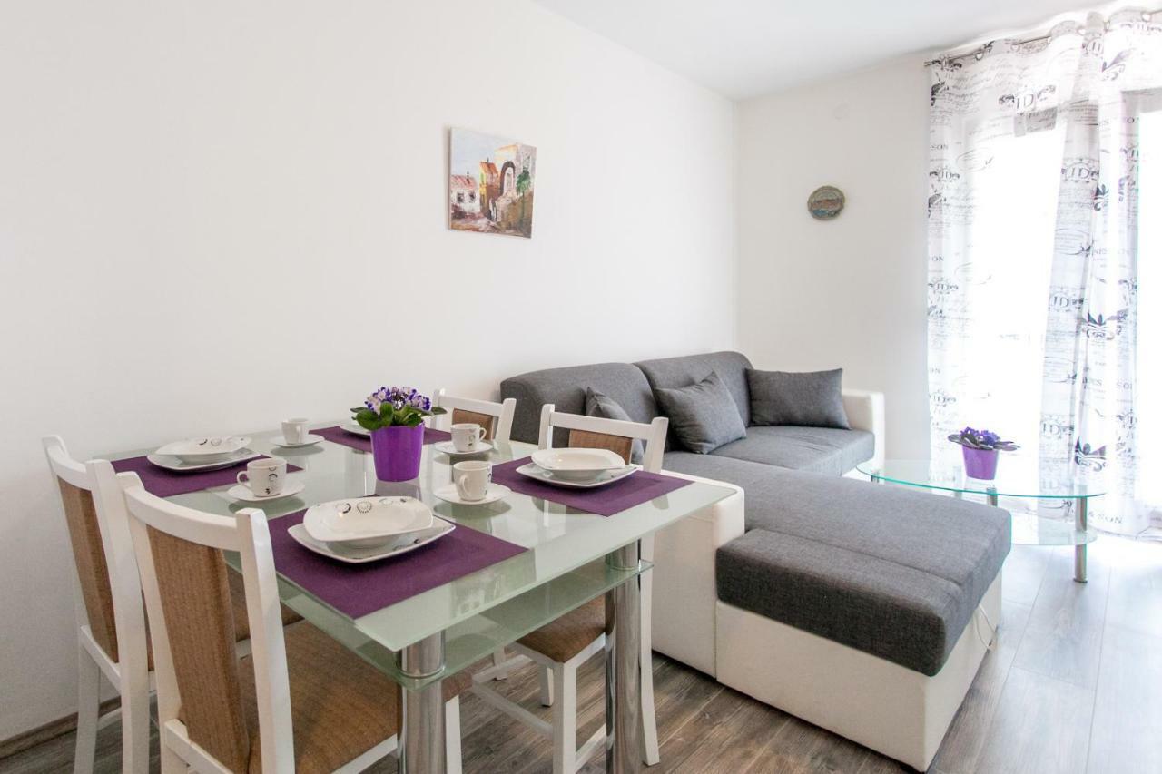 Apartman Miami Podstrana Oda fotoğraf