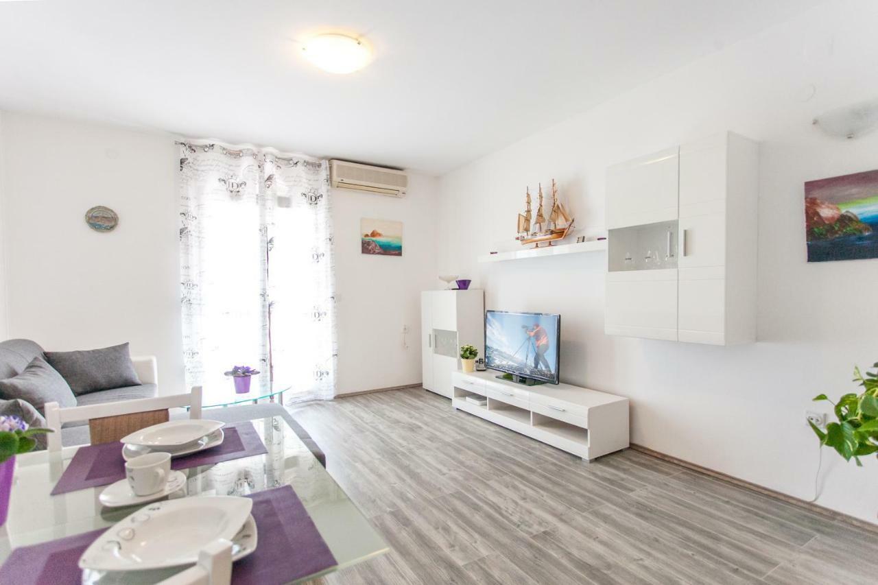 Apartman Miami Podstrana Oda fotoğraf